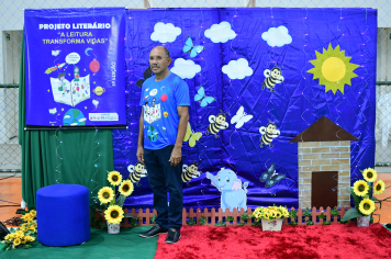 Foto - PROJETO LITERÁRIO - JESUS MENINO