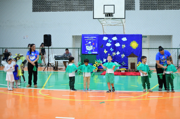 Foto - PROJETO LITERÁRIO - JESUS MENINO