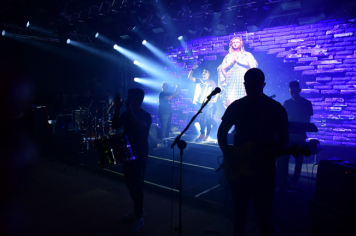 Foto - SHOW COM WILLIAM SANFONA