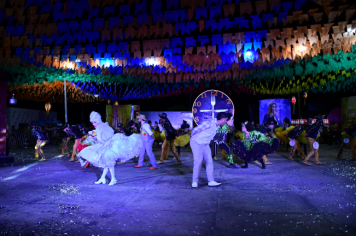 Foto - APRESENTAÇÕES DE QUADRILHAS