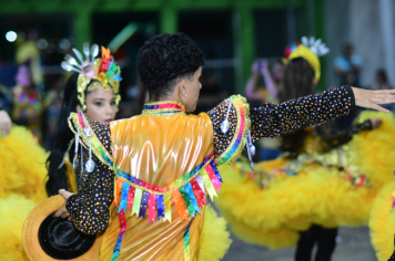 Foto - APRESENTAÇÕES DE QUADRILHAS