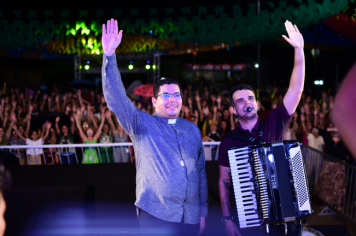 Foto - SHOW COM WILLIAM SANFONA