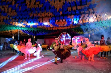 Foto - APRESENTAÇÕES DE QUADRILHAS