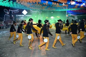 Foto - APRESENTAÇÕES DE QUADRILHAS