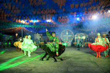 Foto - APRESENTAÇÕES DE QUADRILHAS
