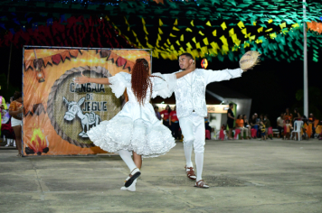 Foto - APRESENTAÇÕES DE QUADRILHAS
