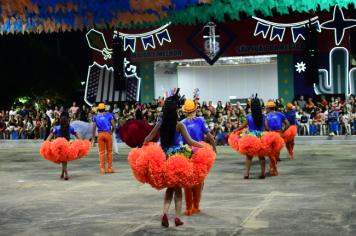 Foto - APRESENTAÇÕES DE QUADRILHAS