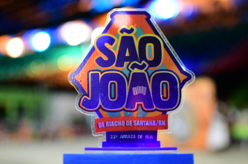 Foto - APRESENTAÇÕES DE QUADRILHAS