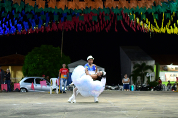 Foto - APRESENTAÇÕES DE QUADRILHAS