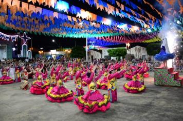 Foto - ARRAIÁ DA EDUCAÇÃO