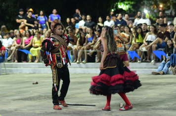 Foto - APRESENTAÇÕES DE QUADRILHAS