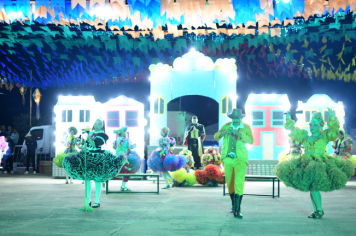 Foto - APRESENTAÇÕES DE QUADRILHAS